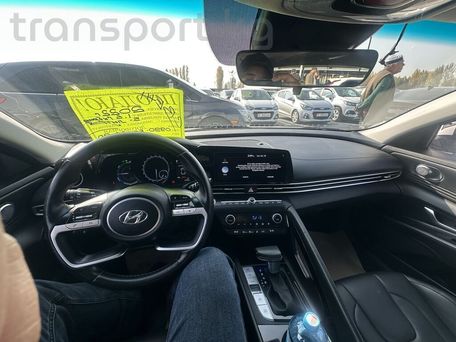 Hyundai Avante, 2022 — photo 13