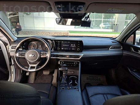 Kia K5, 2021 — photo 10