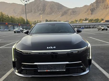 Kia K8, 2025