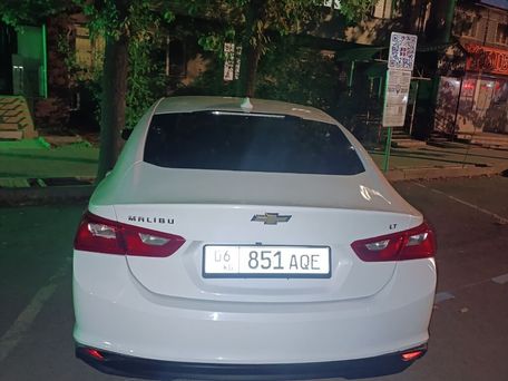 Chevrolet Malibu, 2017 — 照片 3