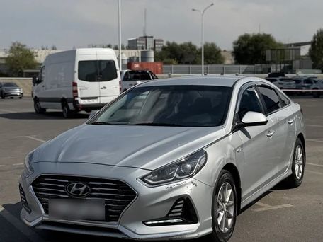 Hyundai Sonata, 2018 — фото 1