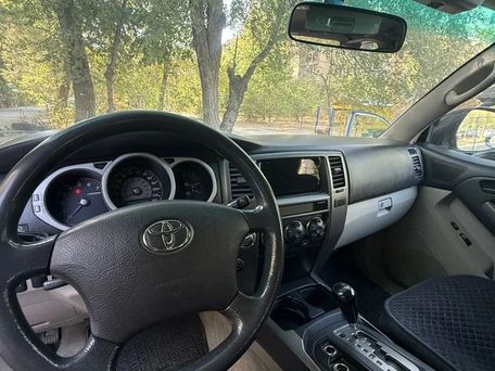 Toyota 4Runner, 2003 — 照片 4