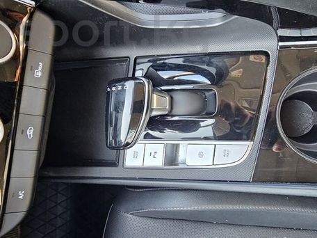 Hyundai Elantra, 2024 — 照片 6