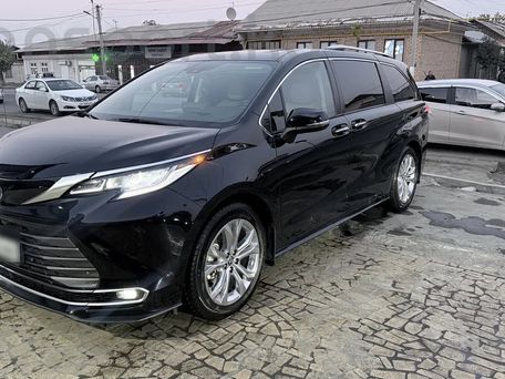 Toyota Sienna, 2022 — photo 9