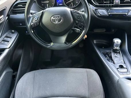 Toyota C-HR, 2018 — фото 4