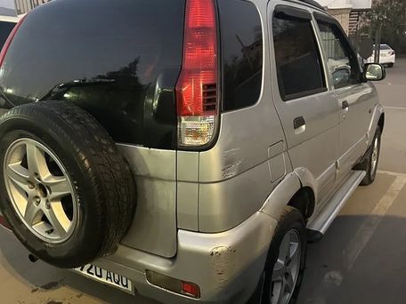 Daihatsu Terios, 2003 — 照片 7