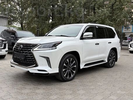 Lexus LX, 2021