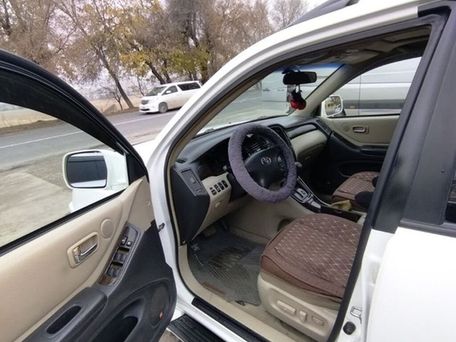 Toyota Highlander, 2001