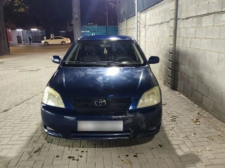 Toyota Corolla, 2003 — 照片 1