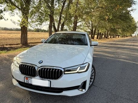 BMW 5 серии, 2021 — photo 12