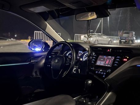 Toyota Camry, 2018 — сүрөт 10