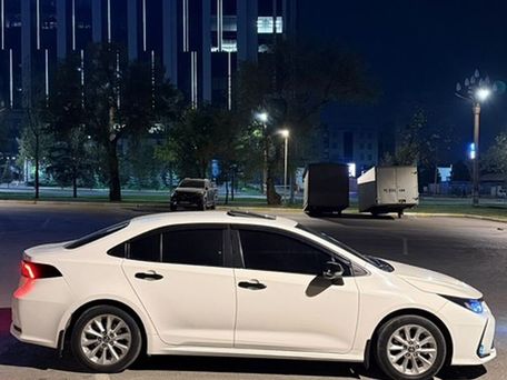 Toyota Corolla, 2020 — 照片 3