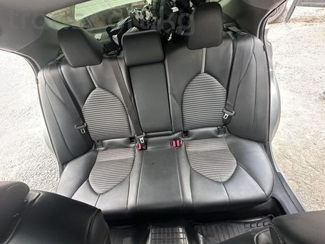 Toyota Camry, 2021 — 照片 8