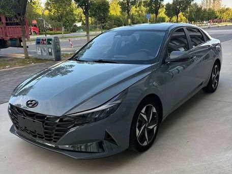 Hyundai Elantra, 2023 — фото 1