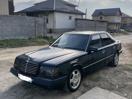 Mercedes-Benz W124, 1990 — 照片 2