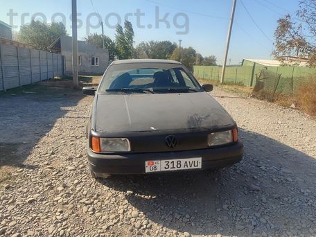 Volkswagen Passat, 1988 — сүрөт 6