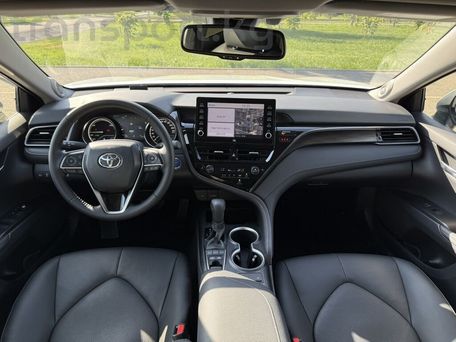 Toyota Camry, 2022 — photo 6