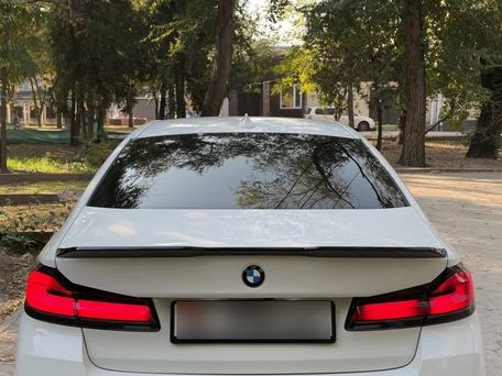 BMW 5 серии, 2021 — 照片 3