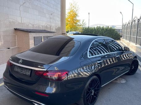 Mercedes-Benz E-Class, 2021 — photo 12