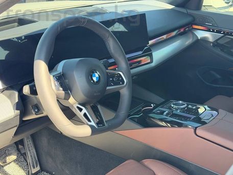 BMW 5 Series, 2025 — photo 6