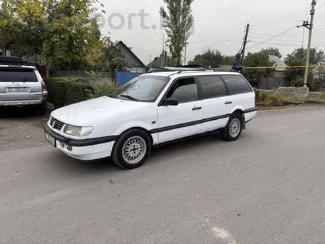 Volkswagen Passat, 1993
