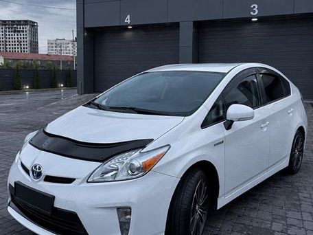 Toyota Prius, 2015 — фото 4