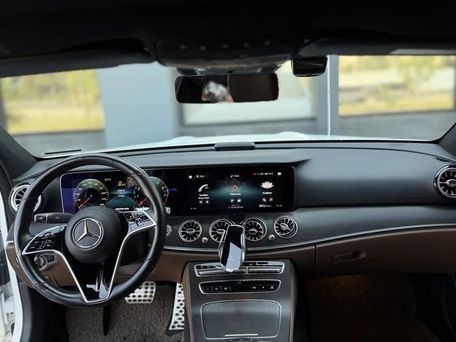 Mercedes-Benz E-Class, 2020 — photo 10
