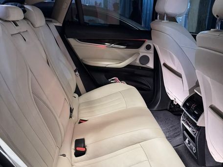 BMW X6, 2018 — 照片 2