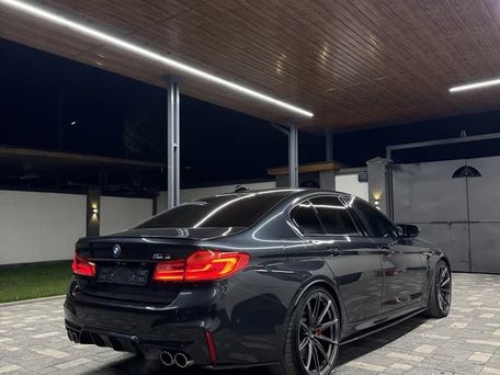 BMW M5, 2018 — 照片 1
