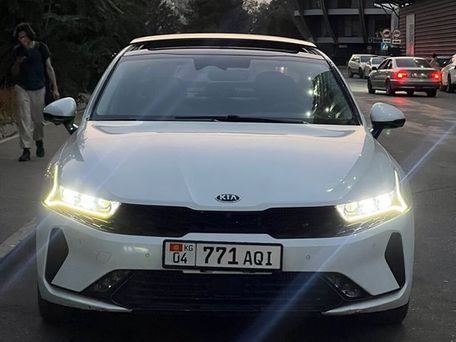 Kia K5, 2021