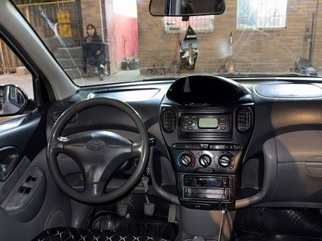 Toyota Yaris Verso, 2000 — сүрөт 3