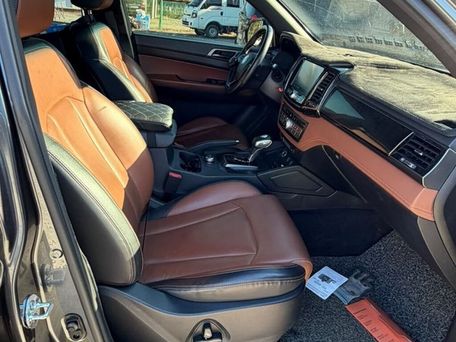 SsangYong Rexton, 2020 — photo 13