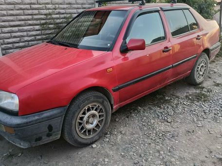 Volkswagen Vento, 1993