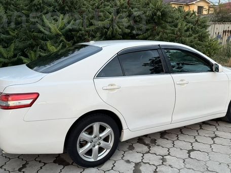 Toyota Camry, 2010 — 照片 3