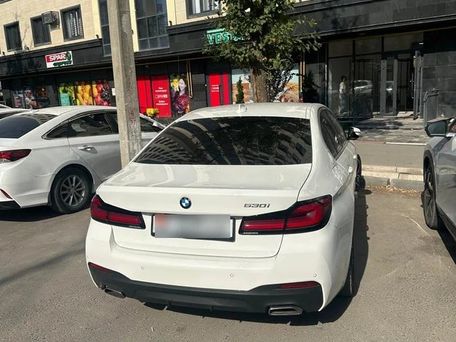 BMW 5 серии, 2020 — 照片 2