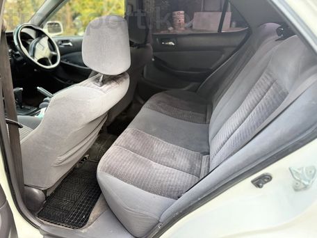 Honda Accord, 2002 — 照片 9