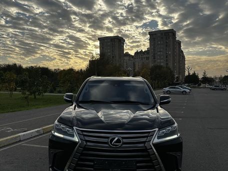 Lexus LX, 2015 — photo 1