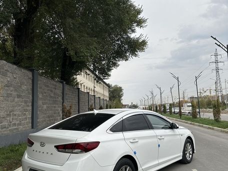 Hyundai Sonata, 2018 — сүрөт 10