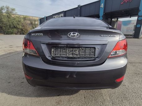 Hyundai Solaris, 2011 — 照片 7