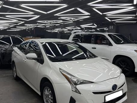 Toyota Prius, 2017 — фото 3