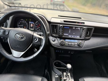 Toyota RAV4, 2017 — photo 8