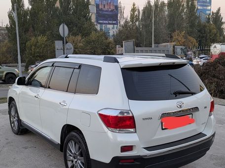 Toyota Highlander, 2013 — photo 3