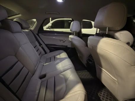 BYD E9, 2021 — photo 10