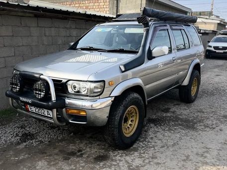 Nissan Terrano, 1998 — 照片 5