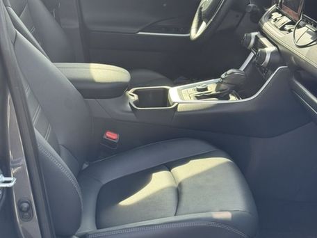 Toyota RAV4, 2023 — photo 6