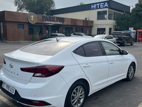 Hyundai Avante, 2019 — сүрөт 8