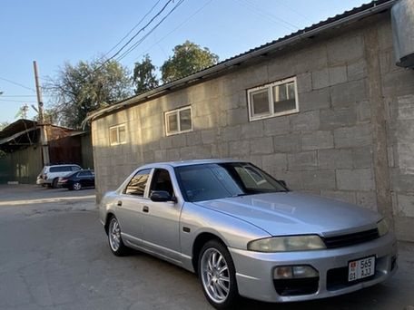 Nissan Skyline, 1998 — 照片 2