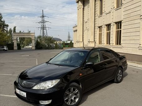 Toyota Camry, 2005