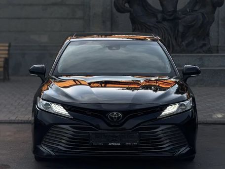 Toyota Camry, 2018 — фото 1
