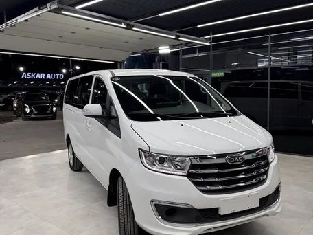 JAC Refine M3, 2023 — photo 1